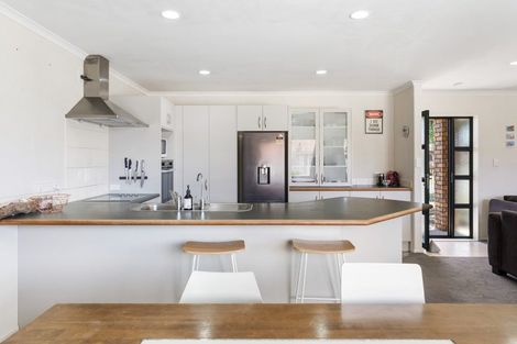 Photo of property in 11 Sarah Place, Papamoa Beach, Papamoa, 3118