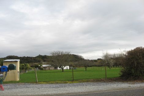 Photo of property in 113 Abel Tasman Drive, Takaka, 7183