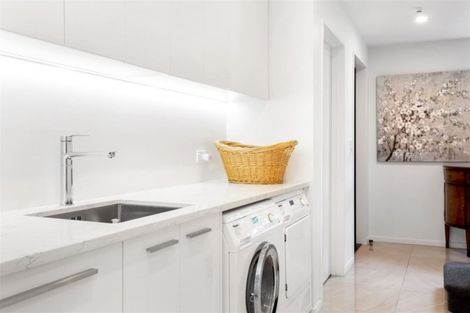 Photo of property in 109 Deans Avenue, Riccarton, Christchurch, 8011