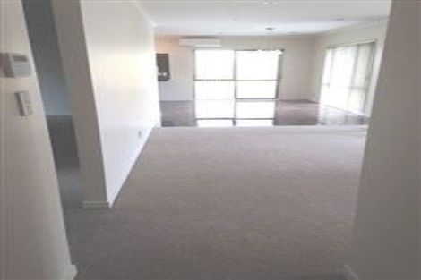 Photo of property in 116a Royal Road, Massey, Auckland, 0614