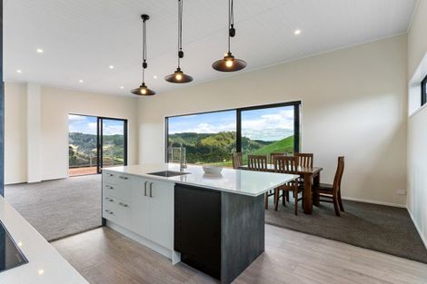 Photo of property in 3 Rewarewa Rise, Whangamata, 3691