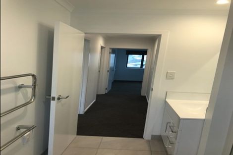 Photo of property in 2/83 Normandy Avenue, Melville, Hamilton, 3206