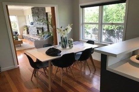 Photo of property in 9 Harding Avenue, Te Atatu South, Auckland, 0610