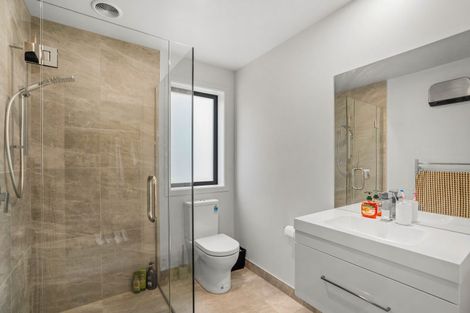 Photo of property in 22 Riley Street, Lake Hawea, 9382