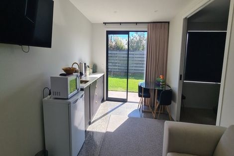 Photo of property in 1 Larches Lane, Kinloch, 3377