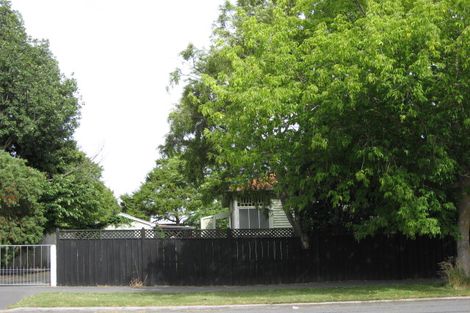 Photo of property in 12 Tilford Street, Woolston, Christchurch, 8062
