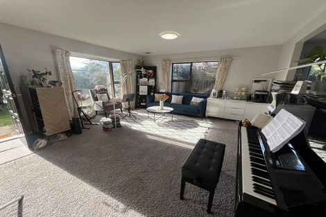 Photo of property in 2/7 Rhyl Place, Bryndwr, Christchurch, 8053