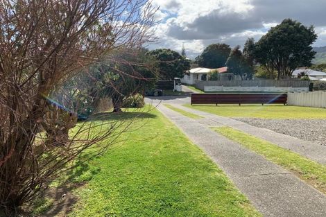 Photo of property in 18 Tarawa Street, Paekakariki, 5034