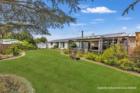 Photo of property in 10 Westerleigh Street, Bishopdale, Christchurch, 8053