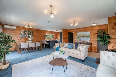 Photo of property in 96b Rosier Road, Glen Eden, Auckland, 0602