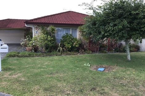 Photo of property in 7 Ironstone Place, Randwick Park, Auckland, 2105