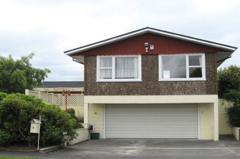 Photo of property in 3 Highfield Place Avonhead Christchurch City