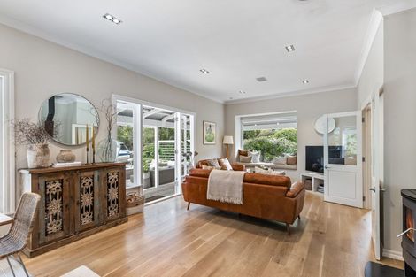 Photo of property in 47 Waipuia Place, Greenhithe, Auckland, 0632