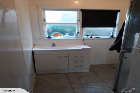 Photo of property in 20 Windmill Road, Pukekohe, 2120