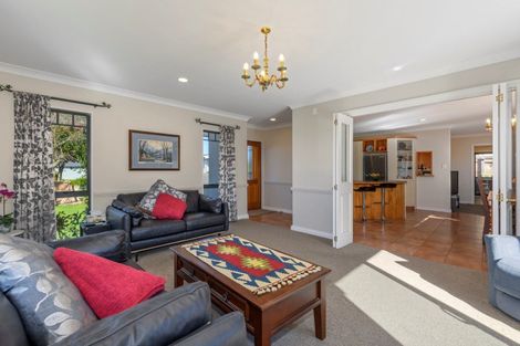 Photo of property in 14 Braeburn Place, Bethlehem, Tauranga, 3110