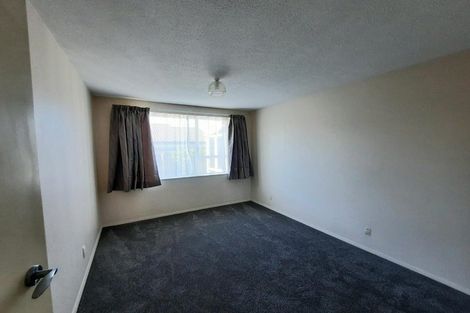 Photo of property in 1/73 Royal Park Drive, Parklands, Christchurch, 8083