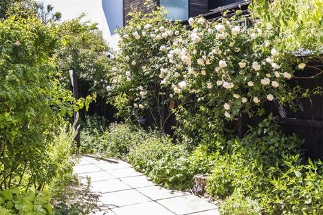 Photo of property in 1/26 Strowan Road, Strowan, Christchurch, 8052