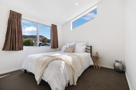 Photo of property in 17 Kawarau Place, Frankton, Queenstown, 9300