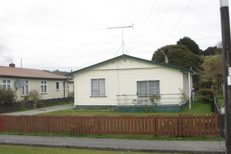 Photo of property in 15 Inverness Street, Dunollie, Runanga, 7803