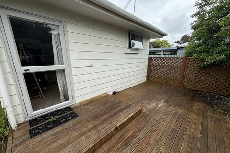 Photo of property in 32 Thomson Street, West End, Palmerston North, 4412