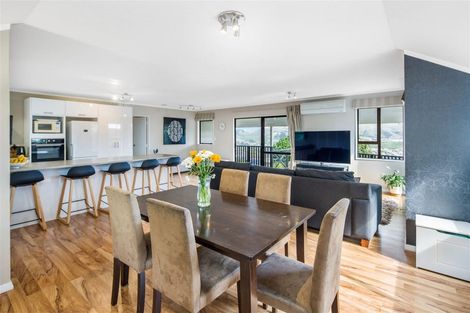 Photo of property in 140 Mark Avenue, Grenada Village, Wellington, 6037