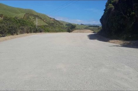 Photo of property in 266 Airlie Road, Plimmerton, Porirua, 5026
