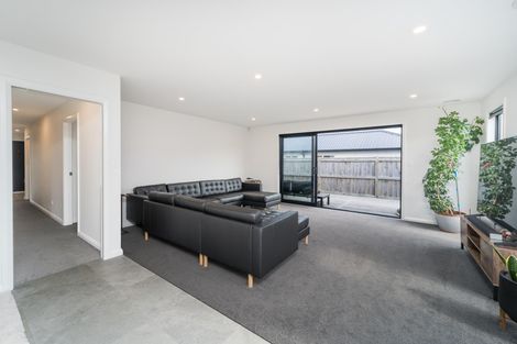 Photo of property in 61 Freedom Drive, Kelvin Grove, Palmerston North, 4414