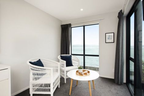 Photo of property in 4/148 Evans Bay Parade, Roseneath, Wellington, 6021