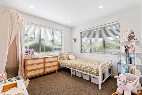 Photo of property in 4 Penney Rise, Matakana, 0985