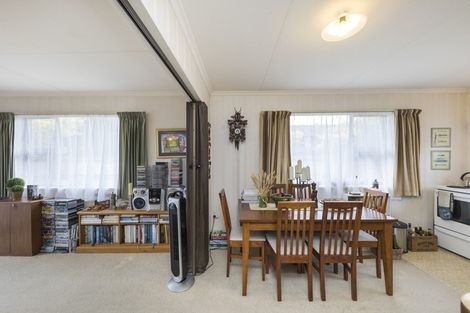 Photo of property in 25 Redwood Grove, Hokowhitu, Palmerston North, 4410