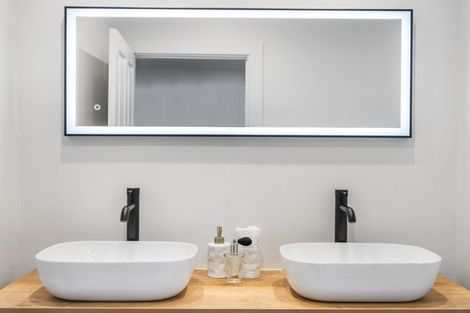 Photo of property in 25 Princes Street, Northcote Point, Auckland, 0627