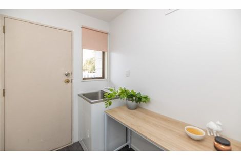 Photo of property in 2/79 Ottawa Road, Wainoni, Christchurch, 8061