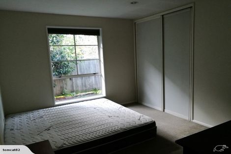 Photo of property in 70a Straven Road, Fendalton, Christchurch, 8014