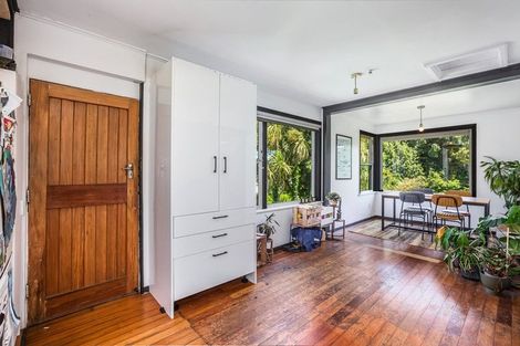 Photo of property in 18 Sidlaw Street, Strathmore Park, Wellington, 6022