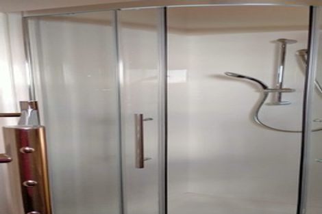 Photo of property in 112 Grafton Road, Roseneath, Wellington, 6011