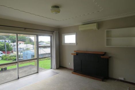 Photo of property in 190 Ngamotu Road, Spotswood, New Plymouth, 4310