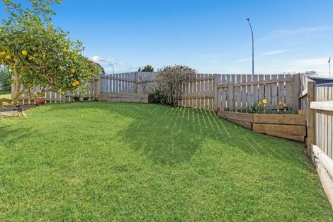 Photo of property in 1/71 Bentley Avenue, Glenfield, Auckland, 0629
