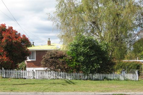 Photo of property in 9 Waitahanui Avenue, Taupo, 3330