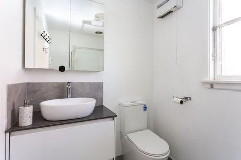 Photo of property in 14 Sledmere Street, Burnside, Christchurch, 8053