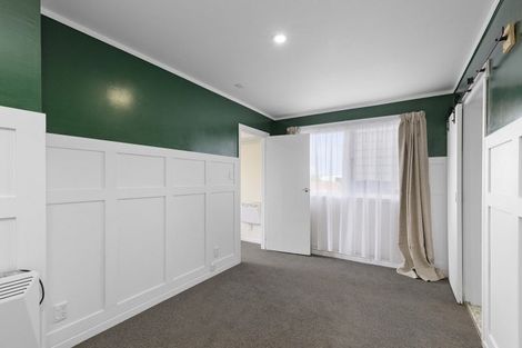 Photo of property in 167 Sutherland Road, Lyall Bay, Wellington, 6022