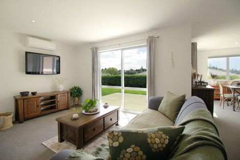 Photo of property in 23 Fairfax Crescent, Pyes Pa, Tauranga, 3112