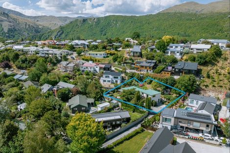 Photo of property in 111 Mcdonnell Road, Arrowtown, 9302