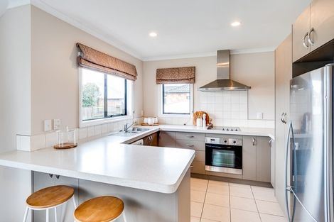 Photo of property in 210a Frimley Oaks, Frimley, Hastings, 4120