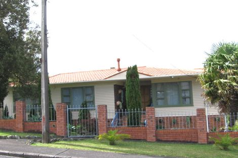 Photo of property in 71 Jaemont Avenue, Te Atatu South, Auckland, 0610