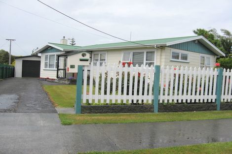 Photo of property in 63 Marlborough Street, Feilding, 4702