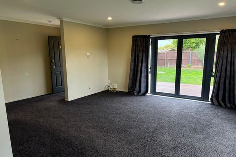 Photo of property in 11 Stedley Place, Heathcote Valley, Christchurch, 8022