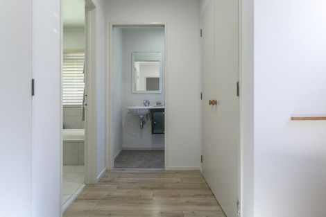 Photo of property in 71 Gillespie Place, Acacia Bay, Taupo, 3385