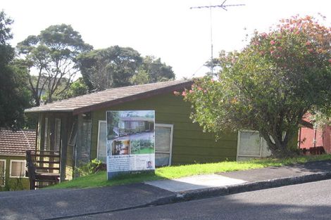 Photo of property in 1/5 Paris Place, Birkenhead, Auckland, 0626