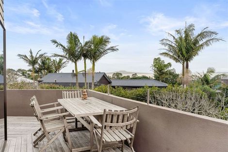 Photo of property in 37 Toroa Street, Torbay, Auckland, 0630