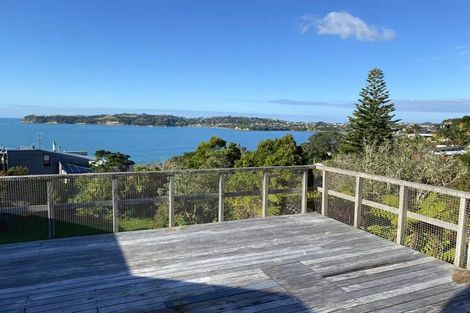 Photo of property in 21 Melandra Road, Stanmore Bay, Whangaparaoa, 0932